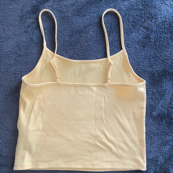 AE | Cropped Yellow Tank Top - Picture 9 of 9